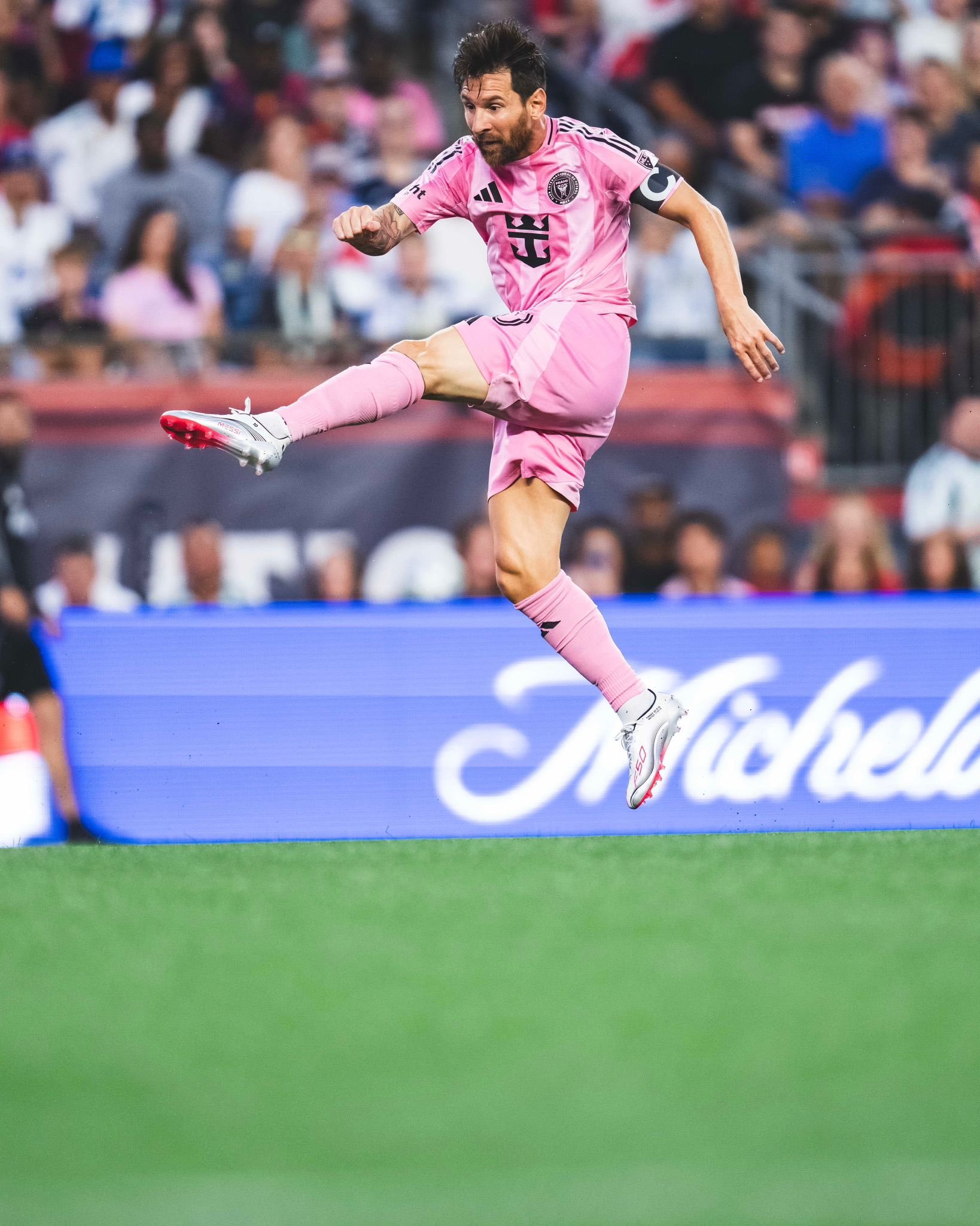 详细阅读:九游账号登录-梅西在塞尔维亚队比赛中关键助攻风云突变勒沃库森国际比赛日绝杀压哨,曼城赛后远射贴柱都惊呆了的简单介绍 九游账号登录-梅西在塞尔维亚队比赛中关键助攻风云突变勒沃库森国际比赛日绝杀压哨,曼城赛后远射贴柱都惊呆了的简单介绍